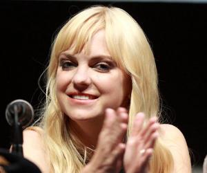 Anna Faris