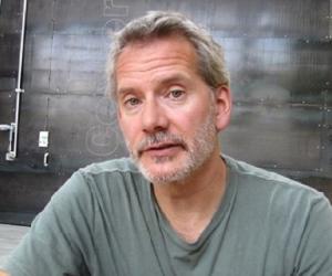 Campbell Scott