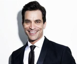 Johnathon Schaech