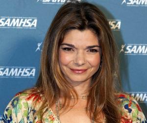 Laura San Giacomo