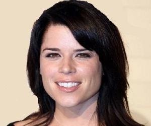 Neve Campbell