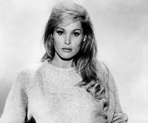 Ursula Andress